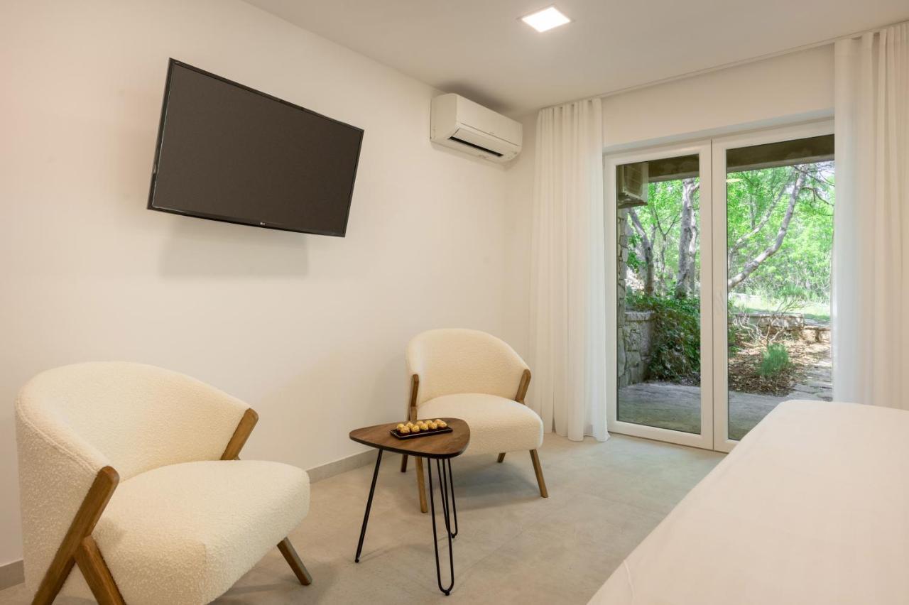 Nono Ban Hotel & Villa Gornji Humac Extérieur photo
