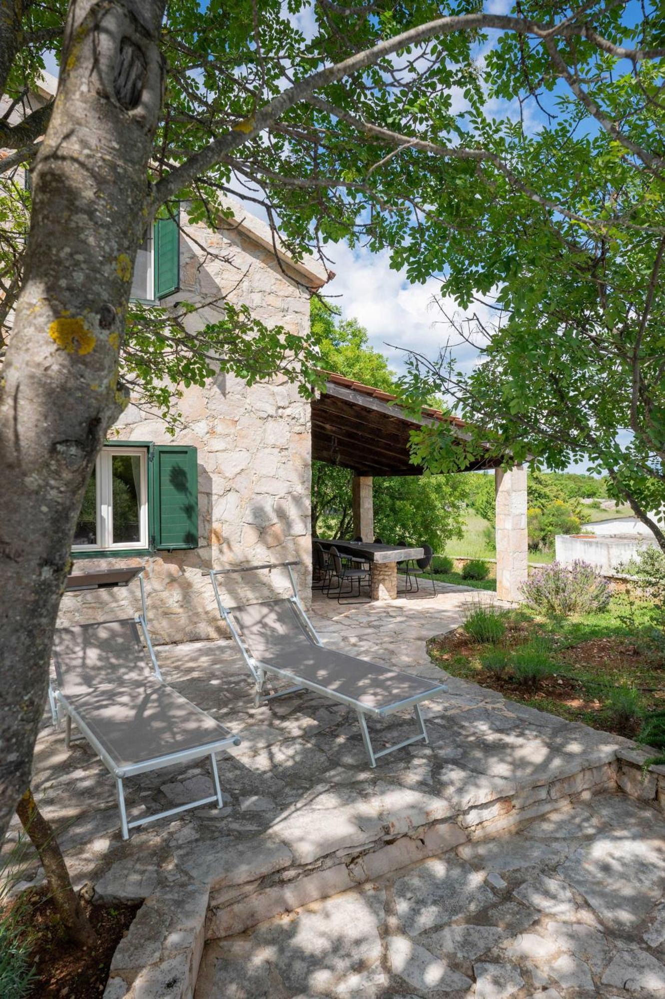 Nono Ban Hotel & Villa Gornji Humac Extérieur photo
