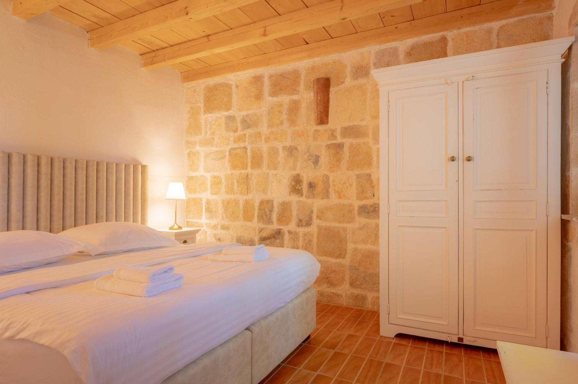 Nono Ban Hotel & Villa Gornji Humac Extérieur photo